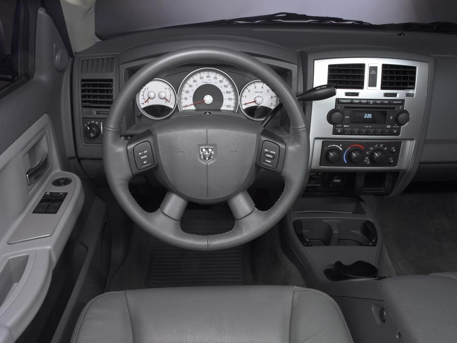  Dodge Dakota 2005 года  (фото 6 из 43)